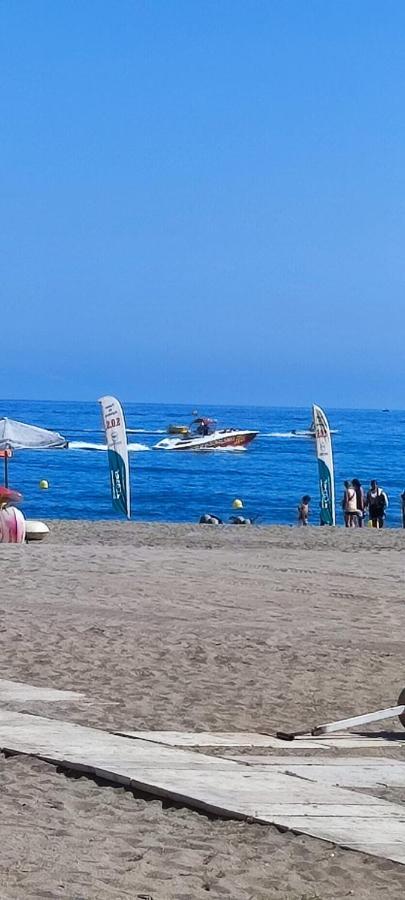 Carlos Beach Ground Floor Apartment & Parking Torremolinos Luaran gambar