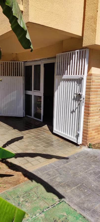 Carlos Beach Ground Floor Apartment & Parking Torremolinos Luaran gambar